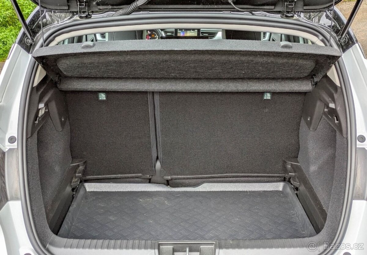 Renault Captur 1.3 TCe 140 mHEV 103kW Intens EDS - 8