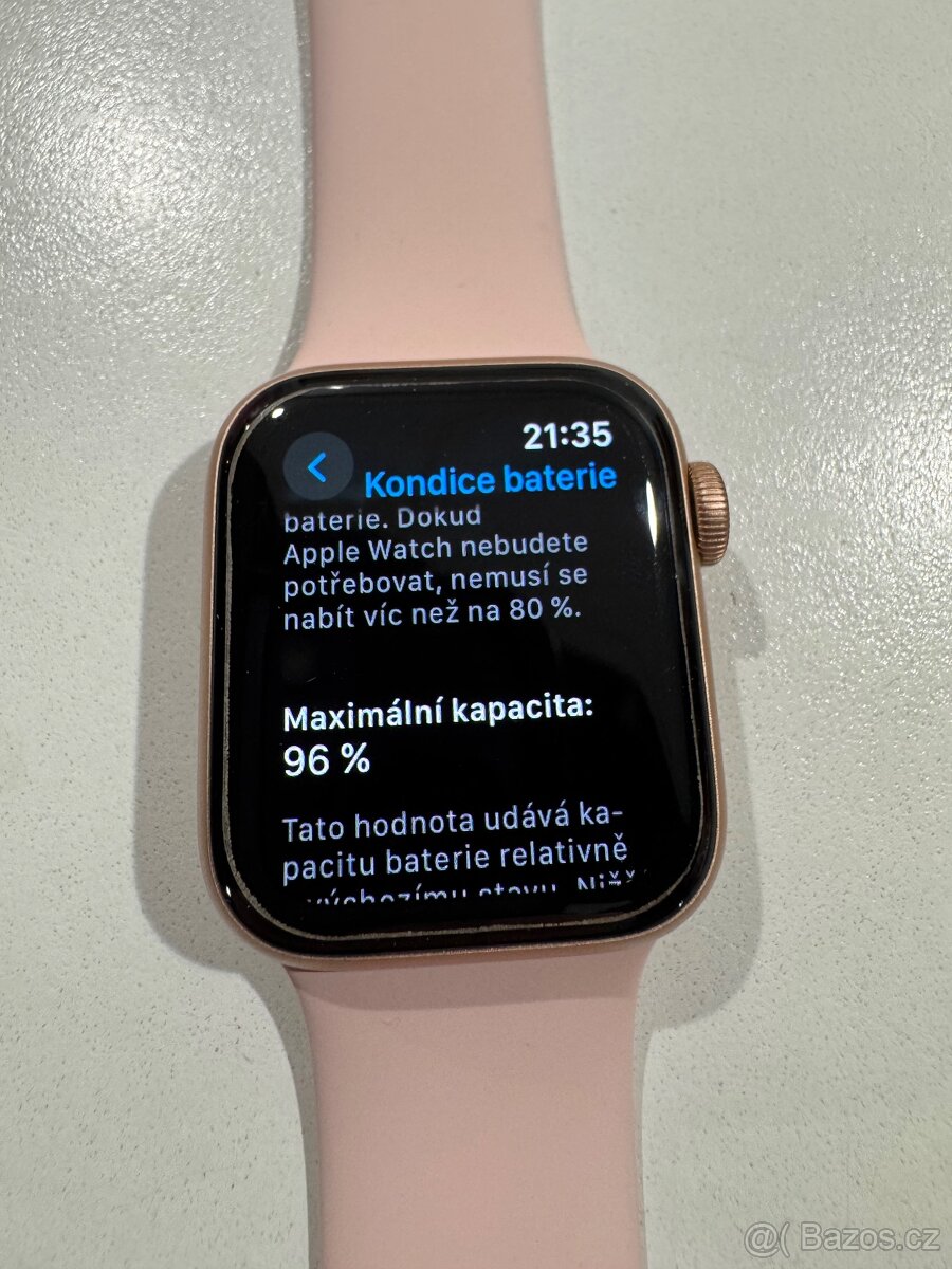 Apple Watch SE - 8
