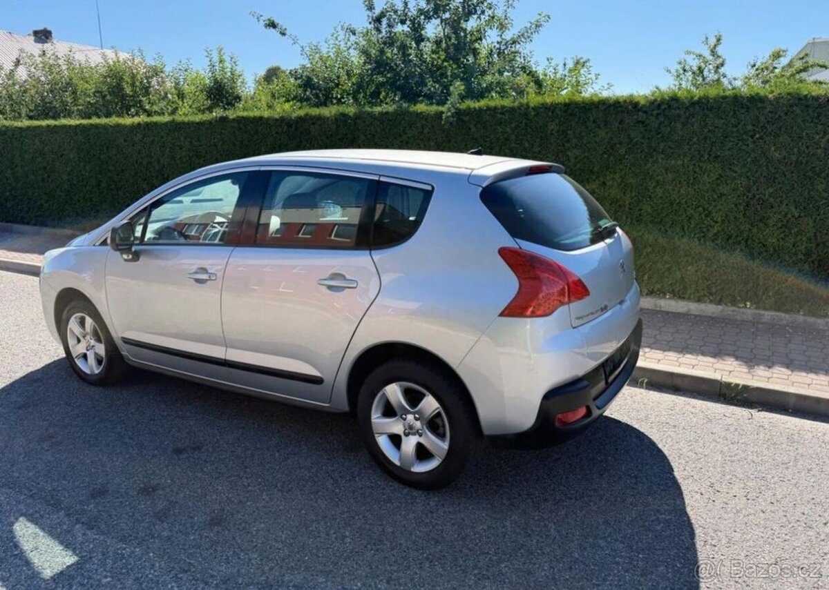 Peugeot 3008 1,6 HDi jízdní režimy klima nafta - 8