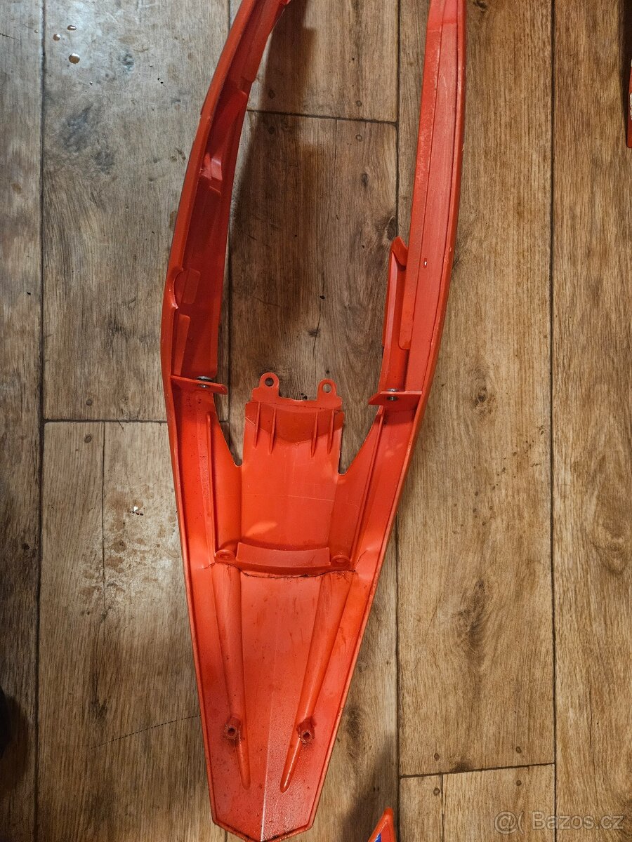 Sada plastů BETA RR 2020+ - 8