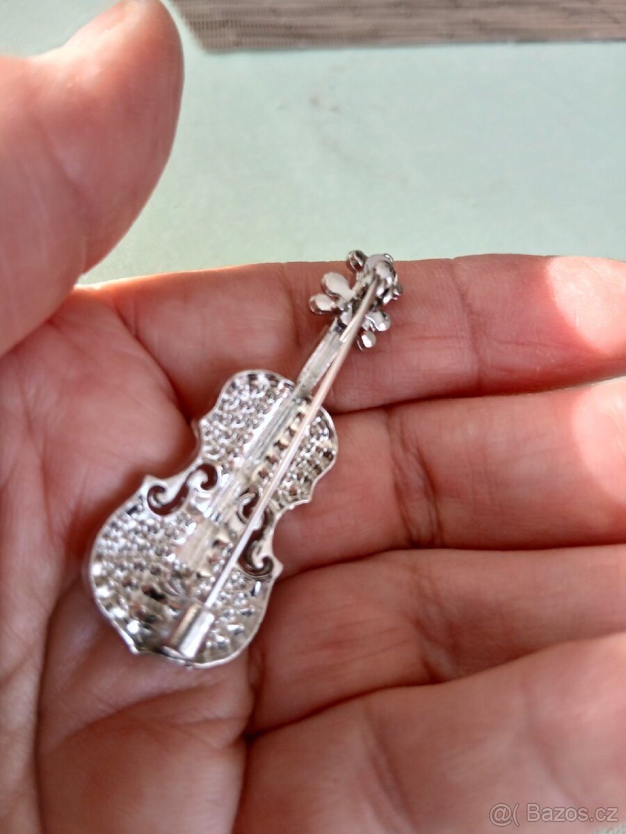 Mix bižuterie brože - 8