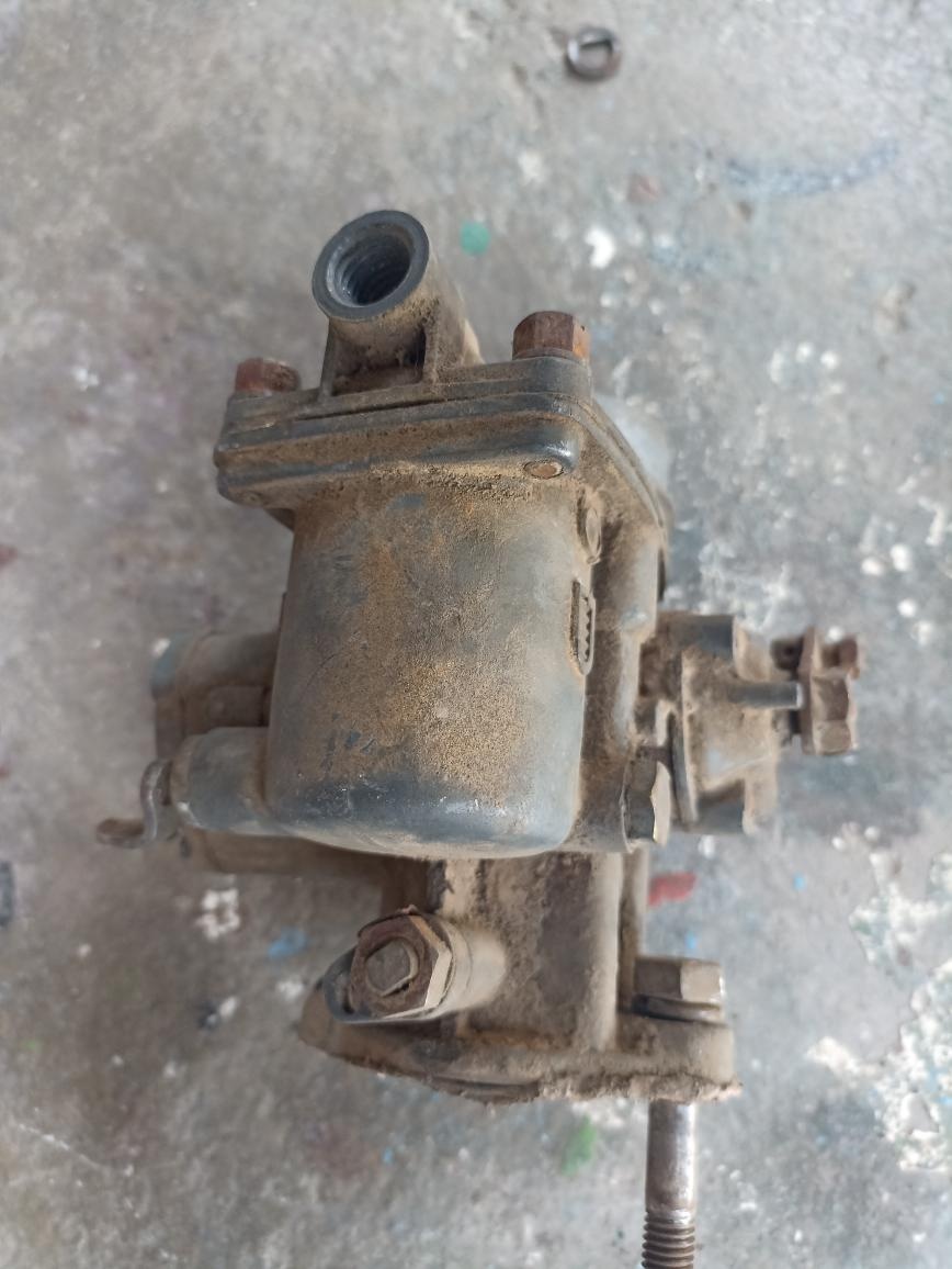 Karburátor 2x stará Octavia,Spartak,Felicie - 8