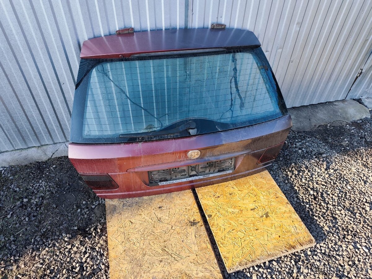 BMW E46 karoserie díly - 8