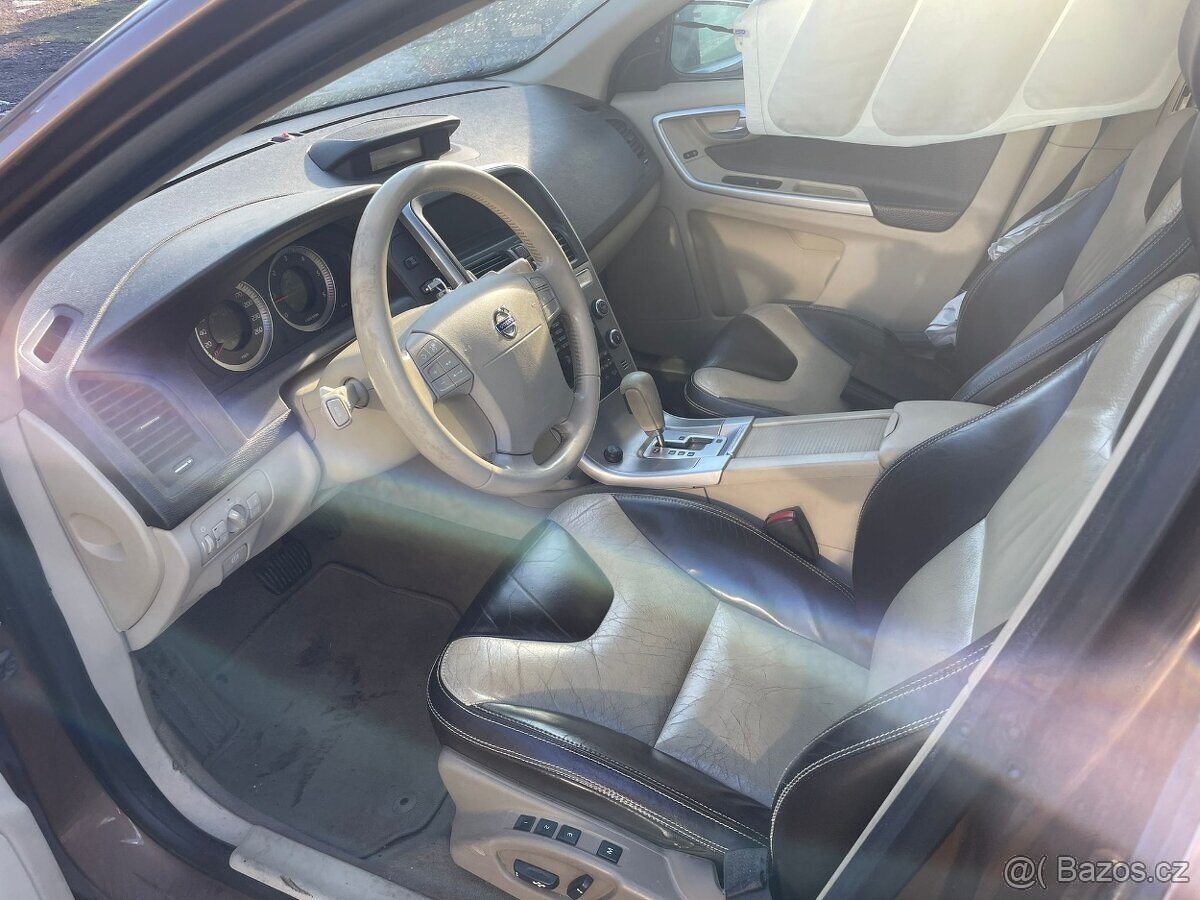 Volvo XC60 2.4D 120kW,automat,AWD D5 2009 - 8