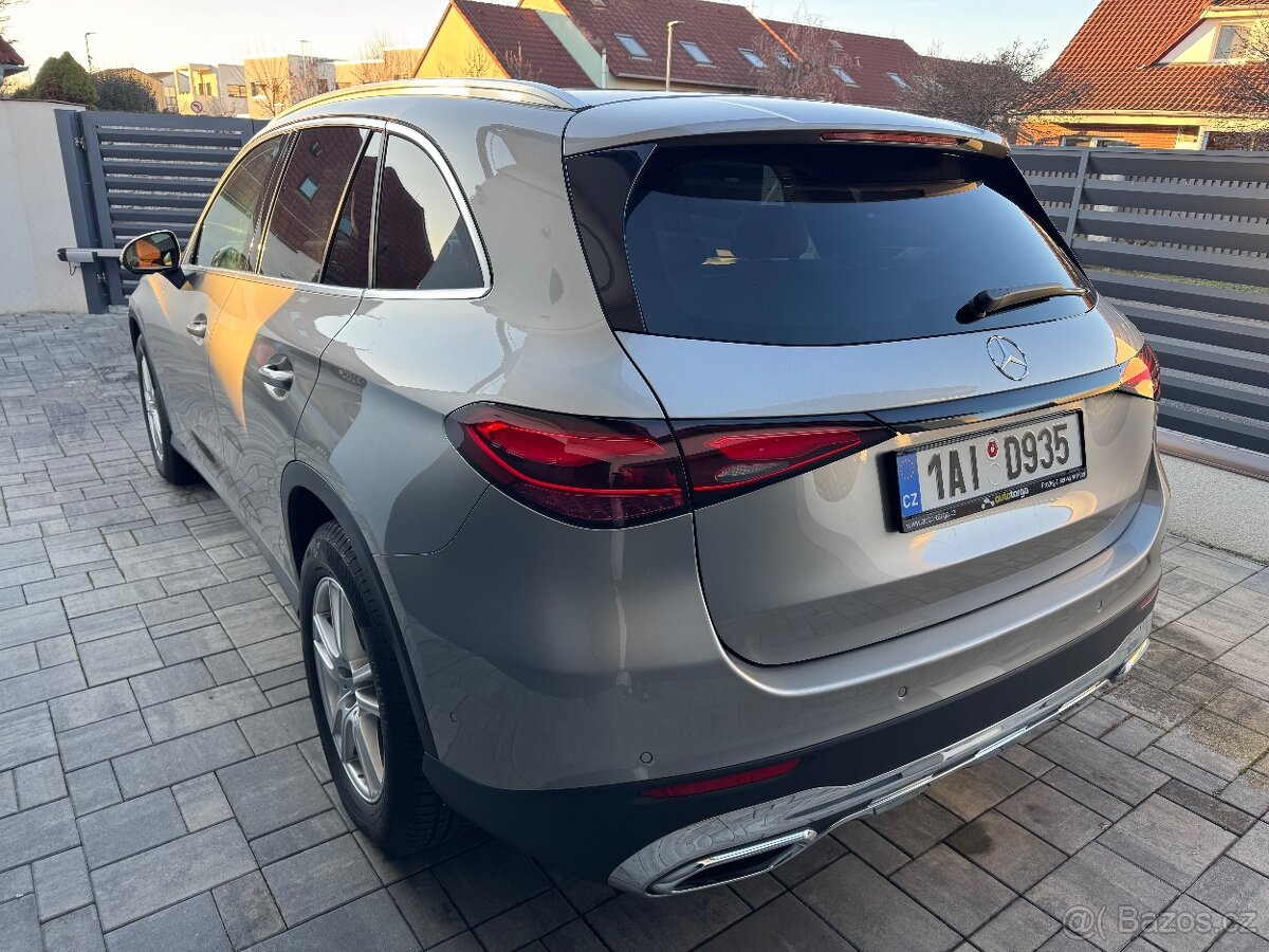 MERCEDES BENZ GLC,13.tis.km,2023,DPH - 8