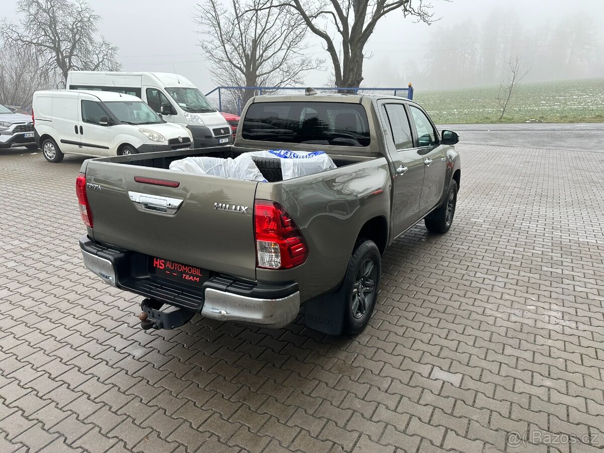 Toyota Hilux, 2,8D 4x4 Active ZÁRUKA - 8