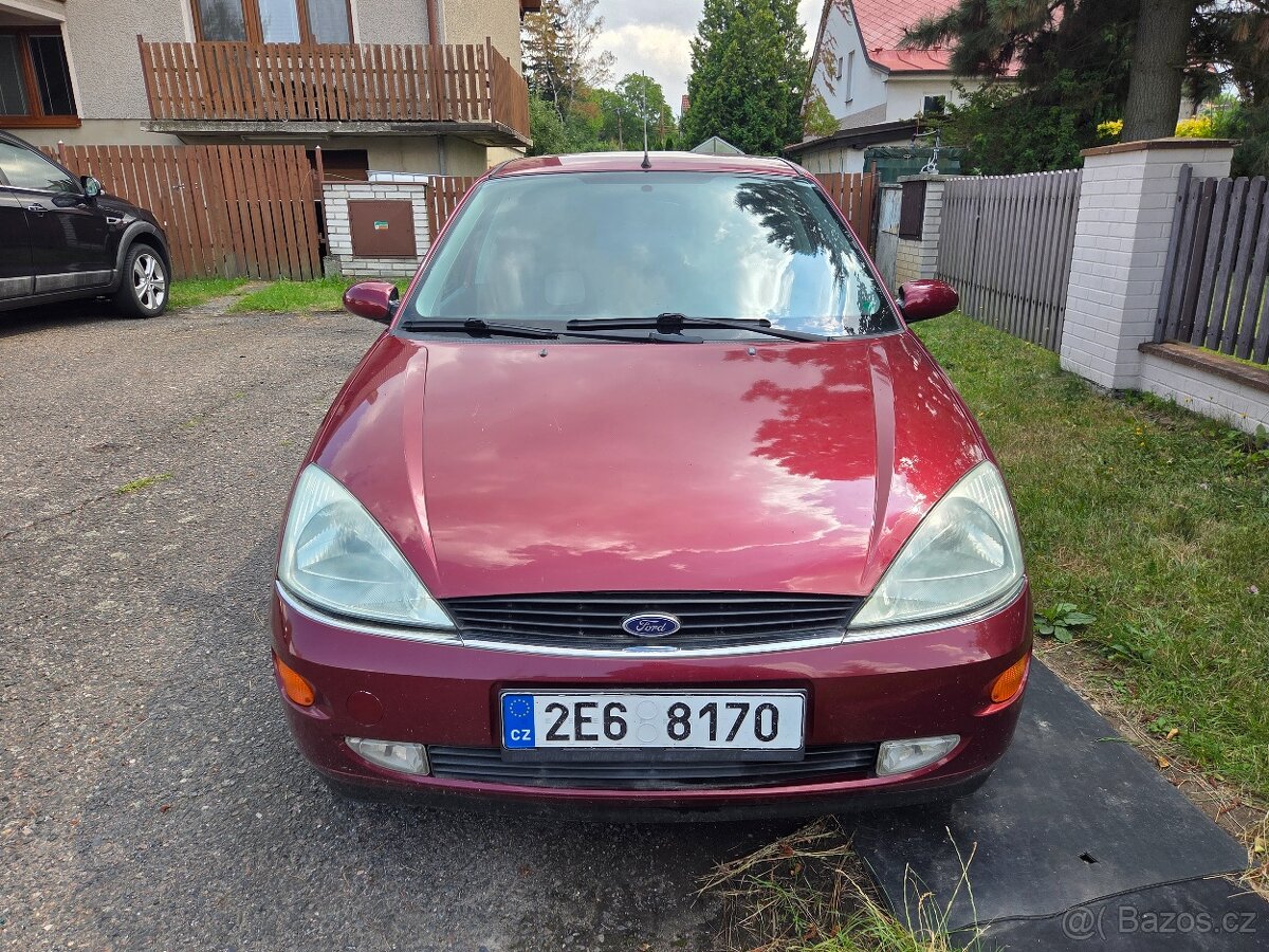 Ford Focus, 1.8 Ghia - 8
