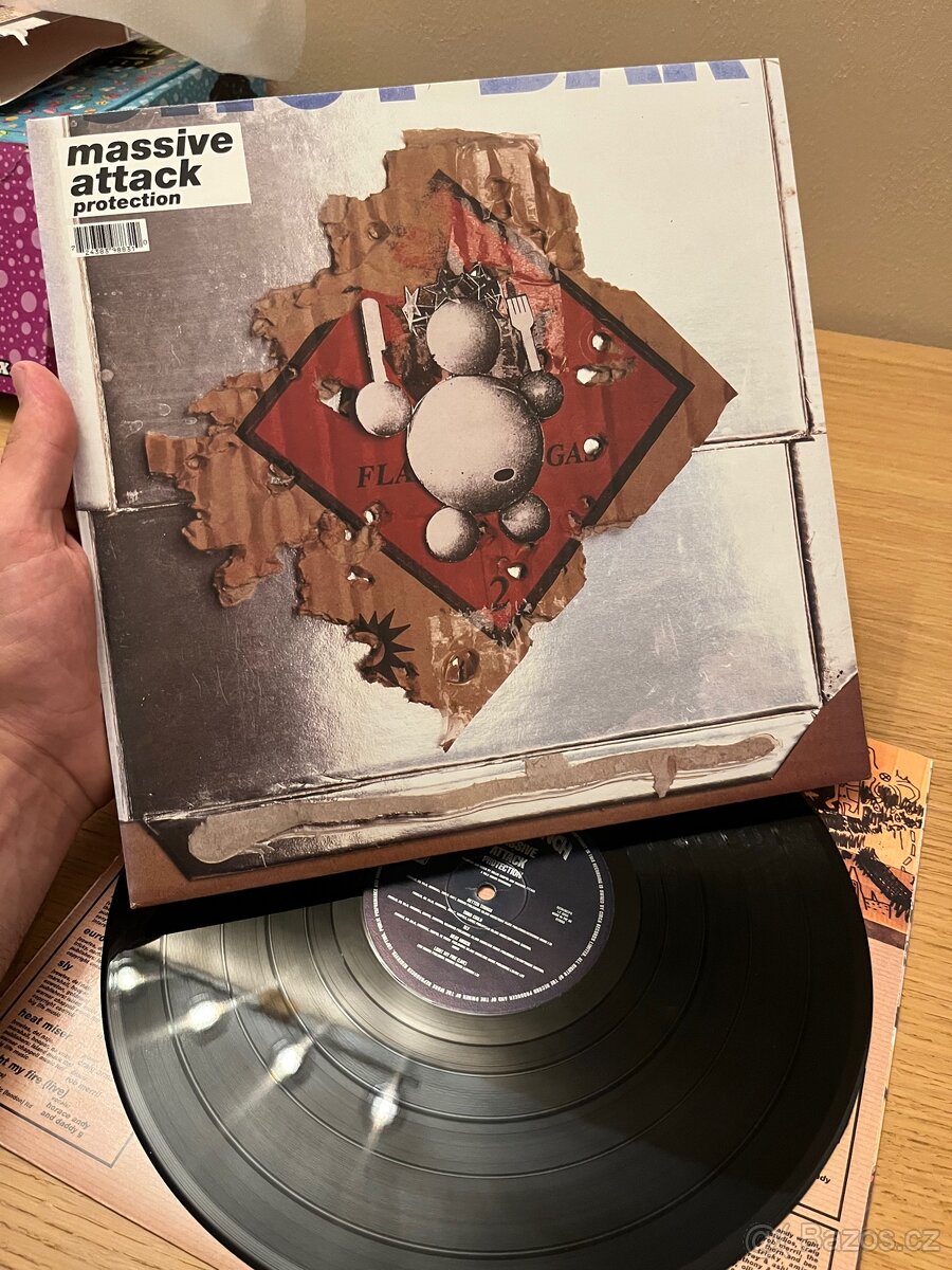 Massive Attack – Protection - 8