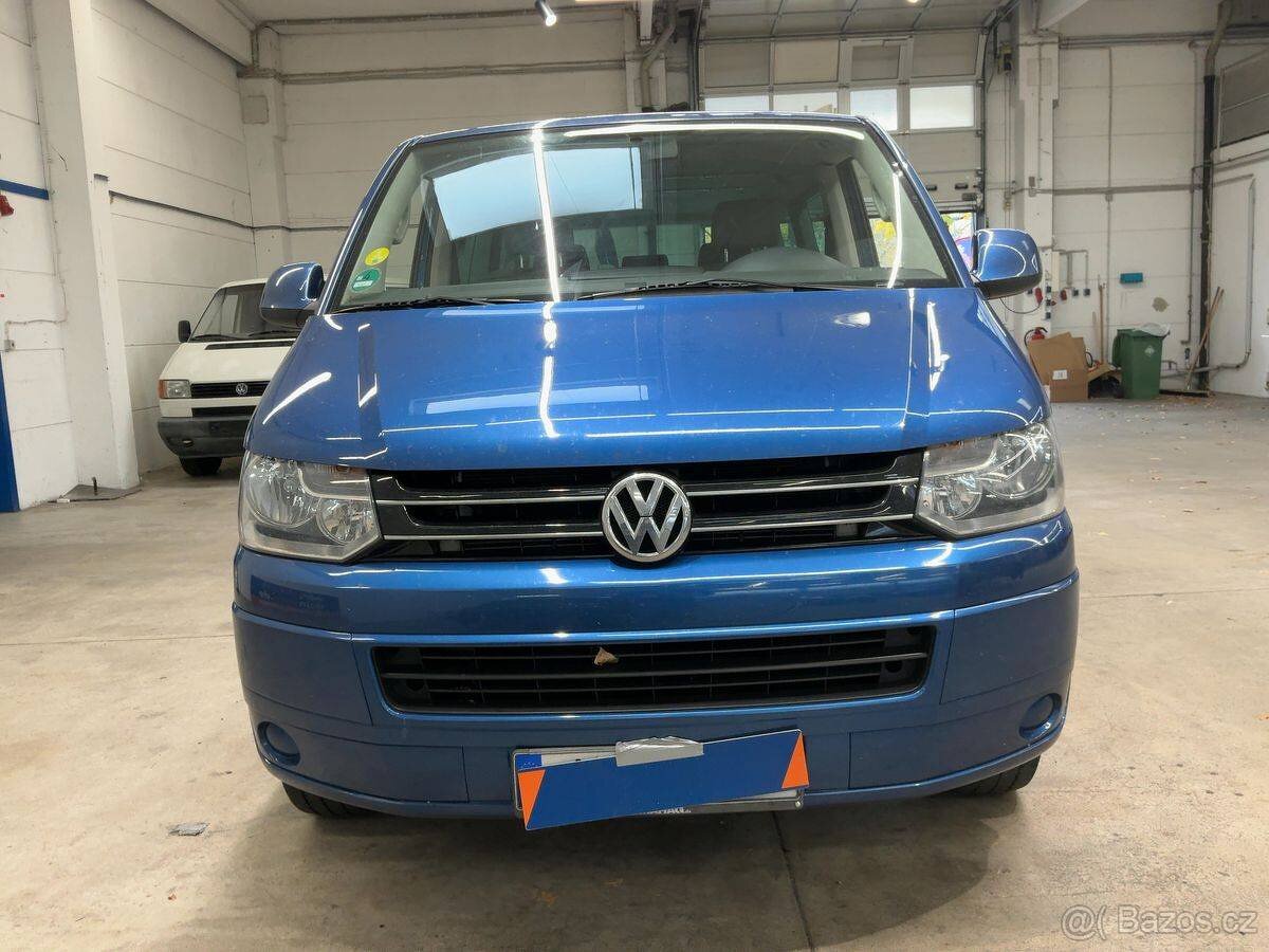VW Multivan T5 2.0 TDI 103kW,7.sedadel,Webasto,Tažné,Comfort - 8