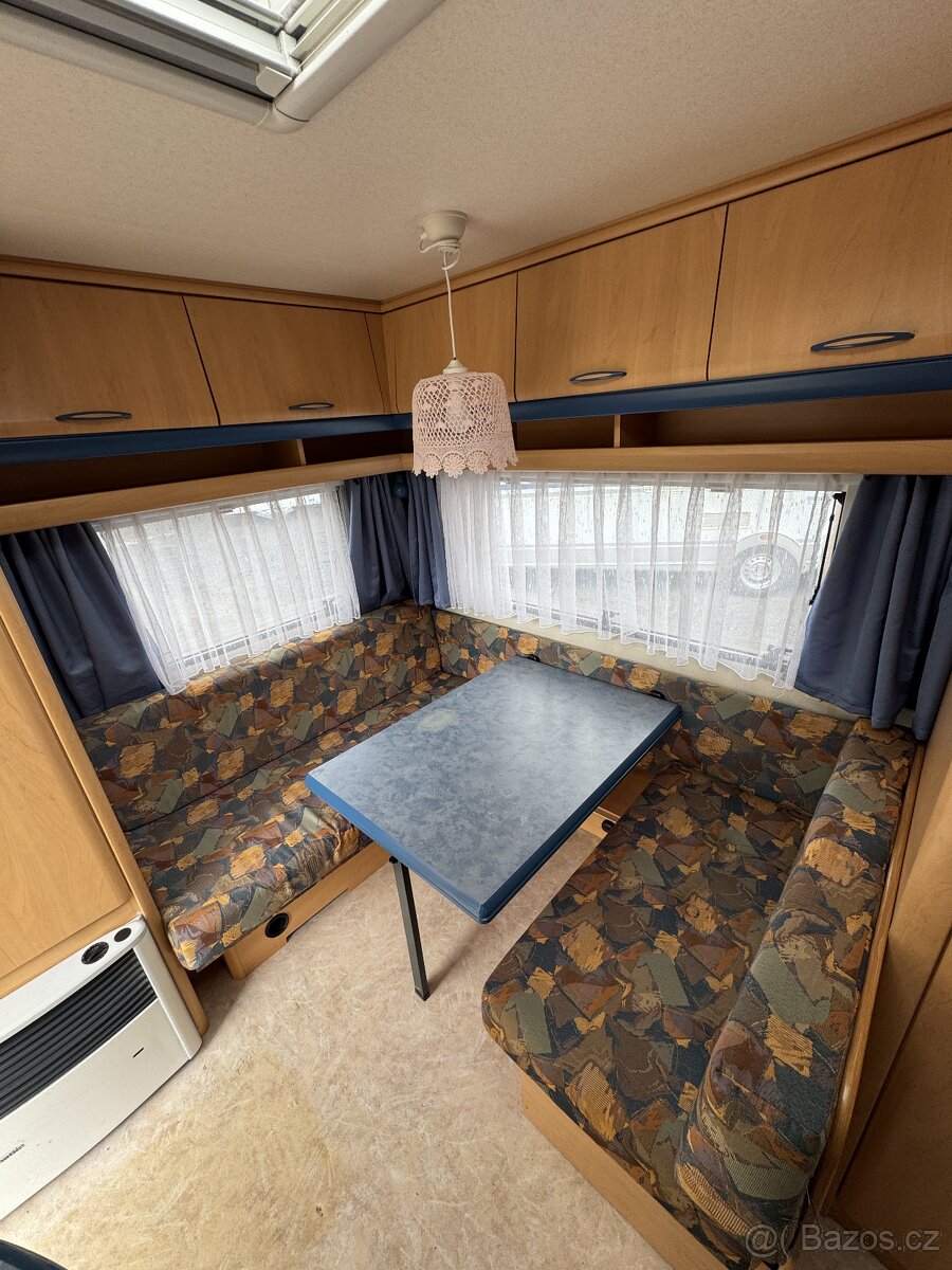 Hobby De Luxe 440 - 8