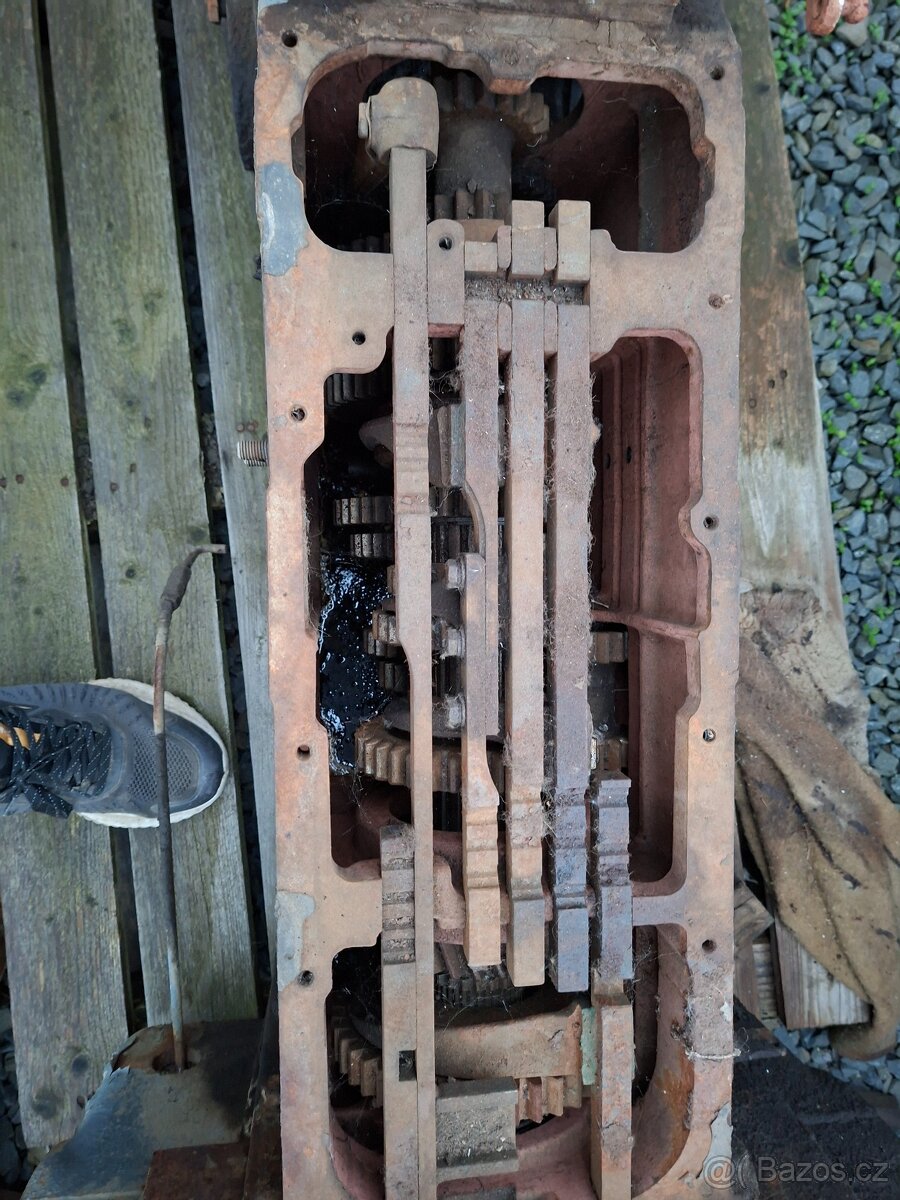 Zetor 6911 prevodovka - 8