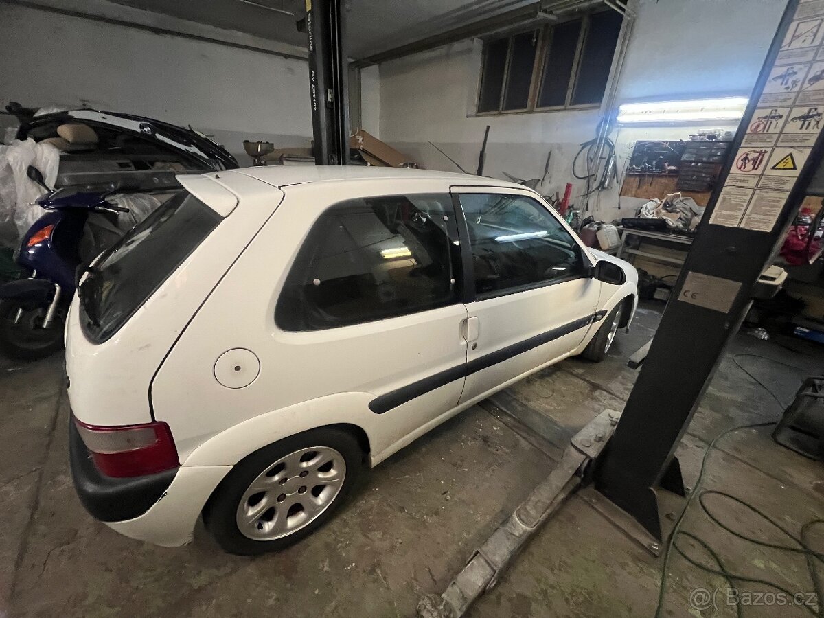 Citroen Saxo 1.6.vts - 8