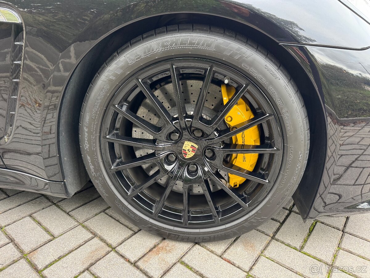 Porsche Panamera turbo S 550ps - 8