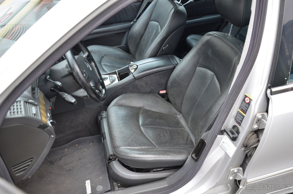 Mercedes Benz E500 4 Matic - náhradní díly - 8