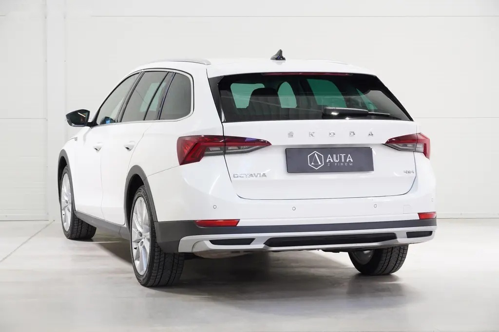 Škoda Octavia, 2.0TDI,SCOUT,4X4,ČR,DPH,TAŽNÉ - 8