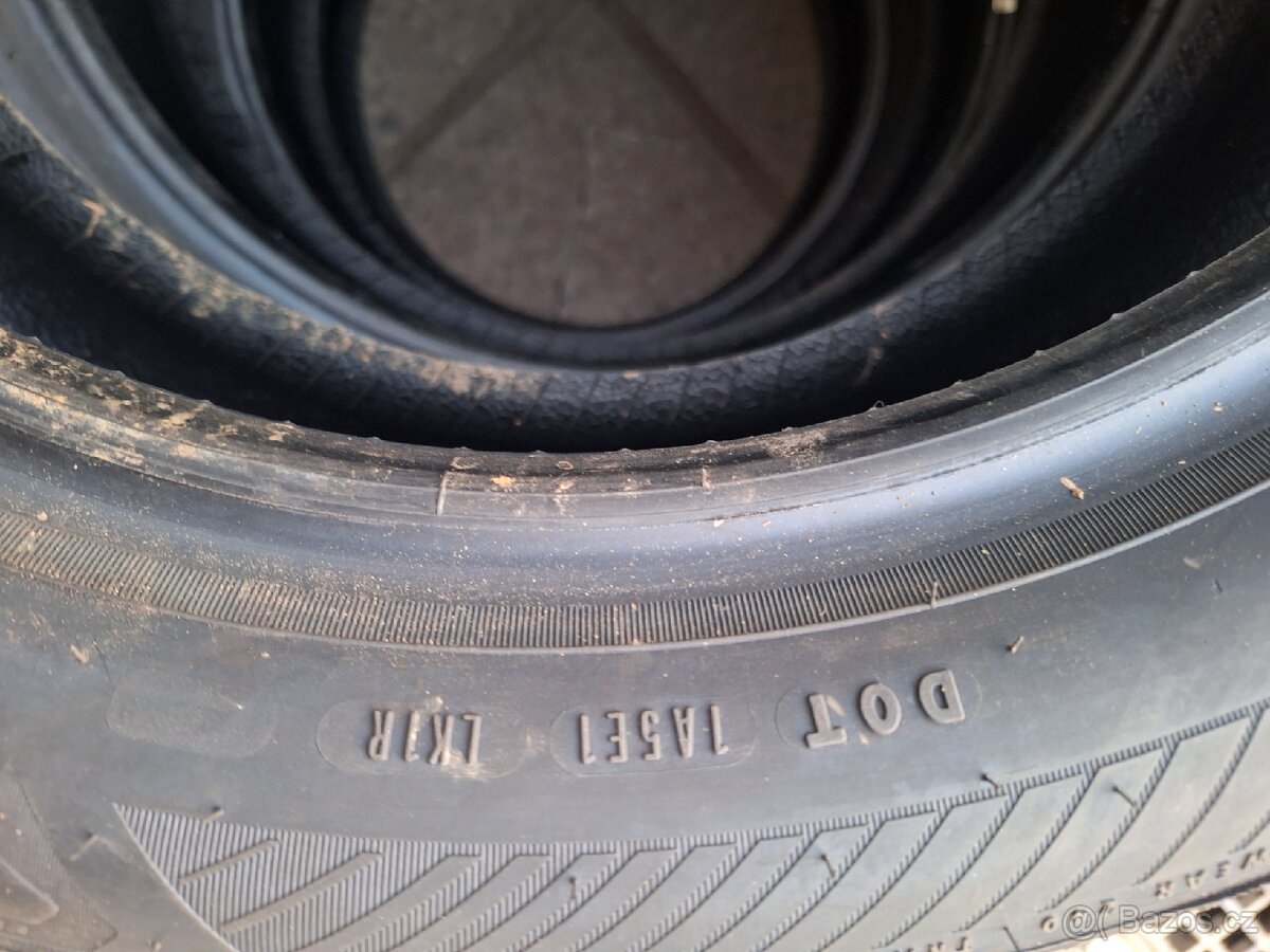 Pneu letni 205/55 R17 - 8