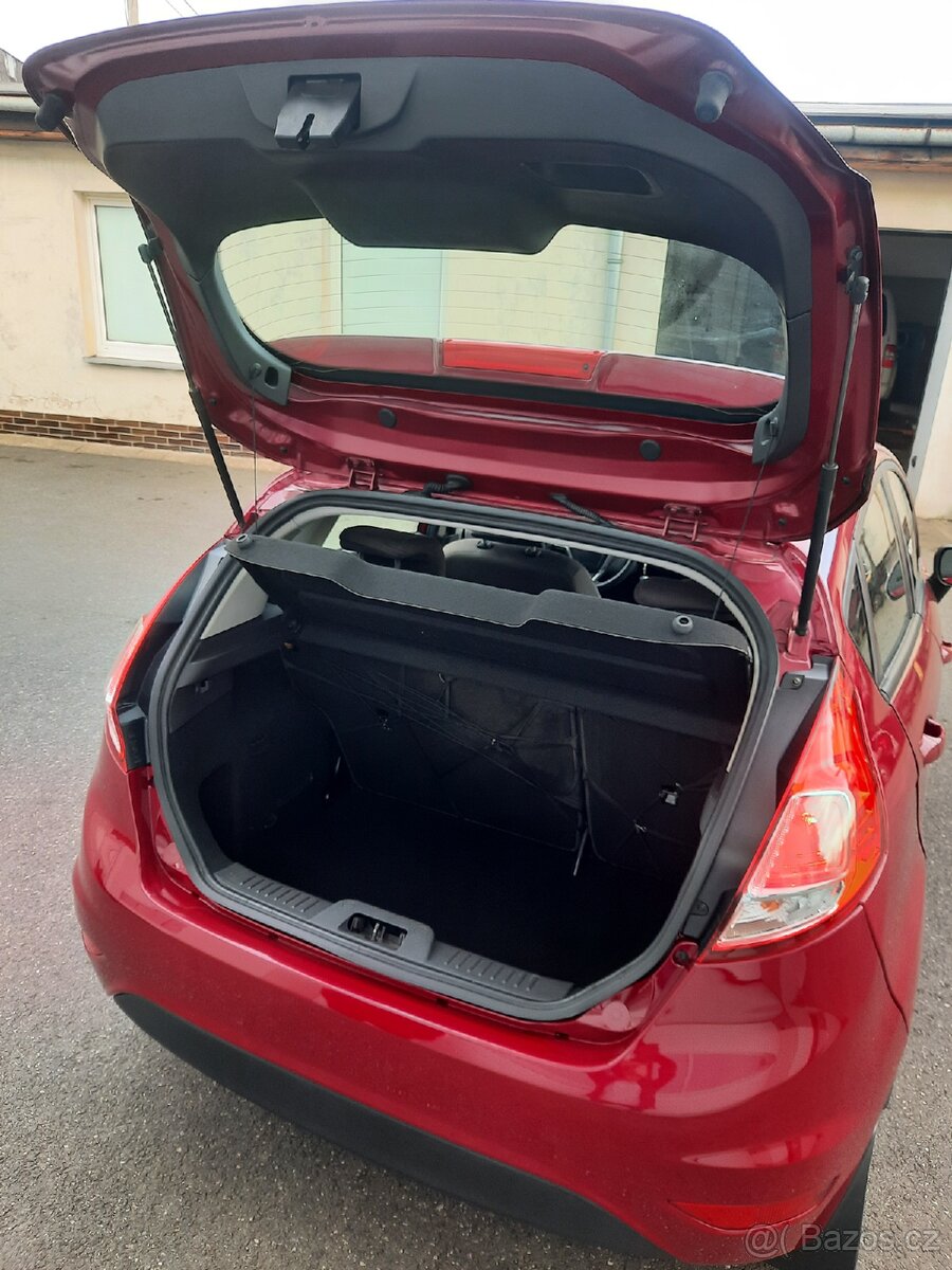 FORD FIESTA 1.4 BENZÍN - 8