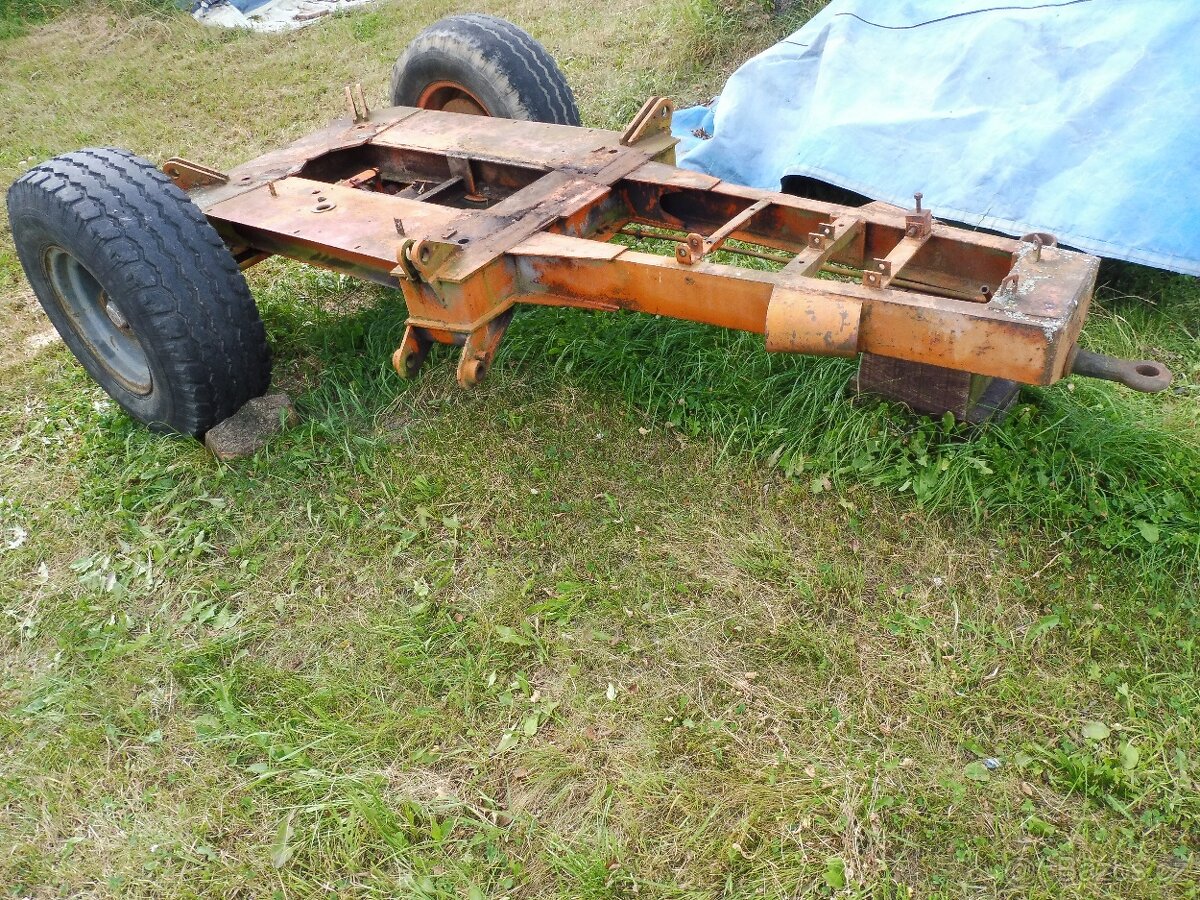 Díly nakladač UNHZ 750 - 8