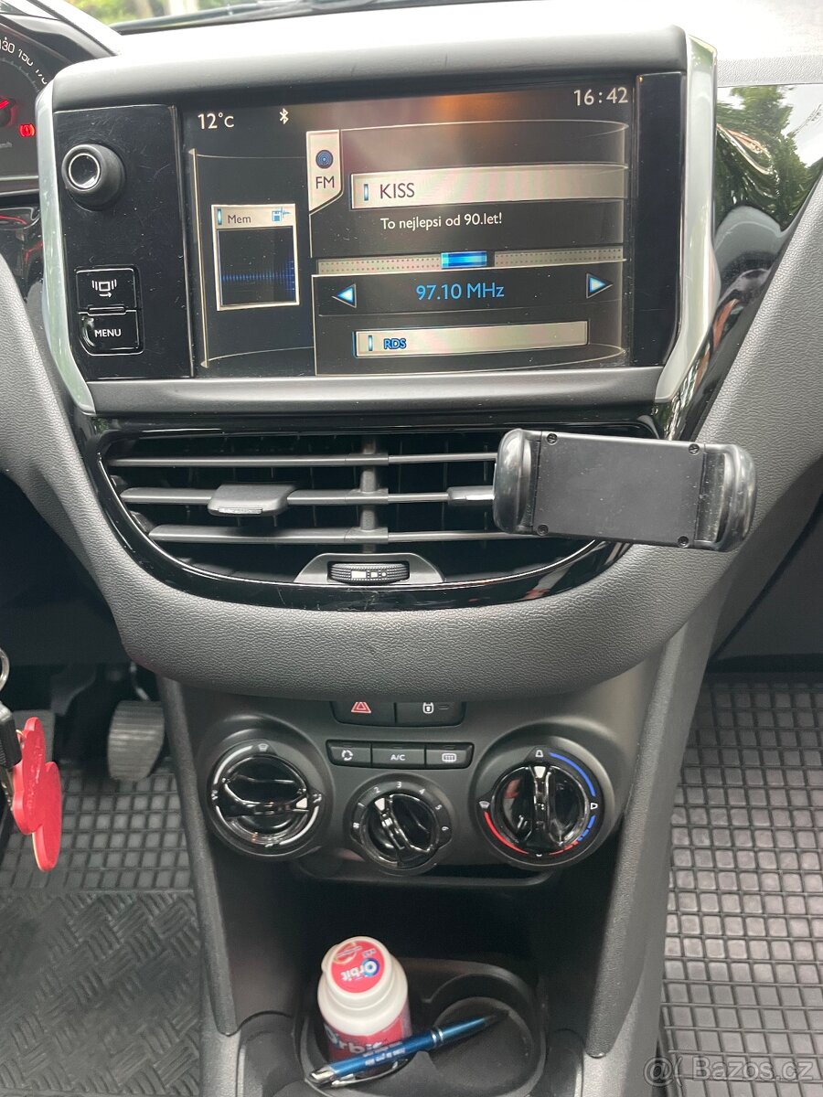 Peugeot 208 1.4 HDI - 8