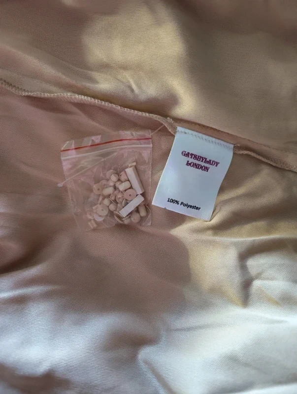 Dlouhé plesové šaty - 8