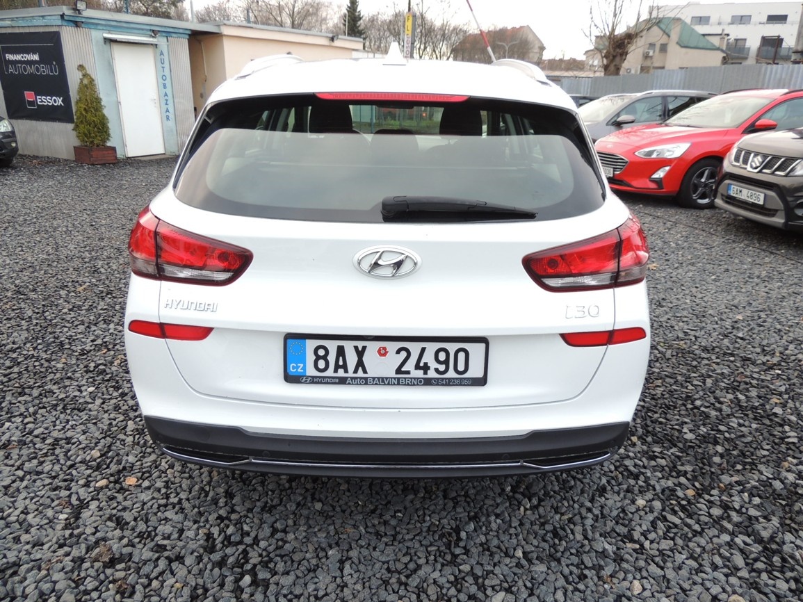 Hyundai i30 Combi,1.6CRDi,2021,97000km,ČR,1maj.-21%DPH - 8