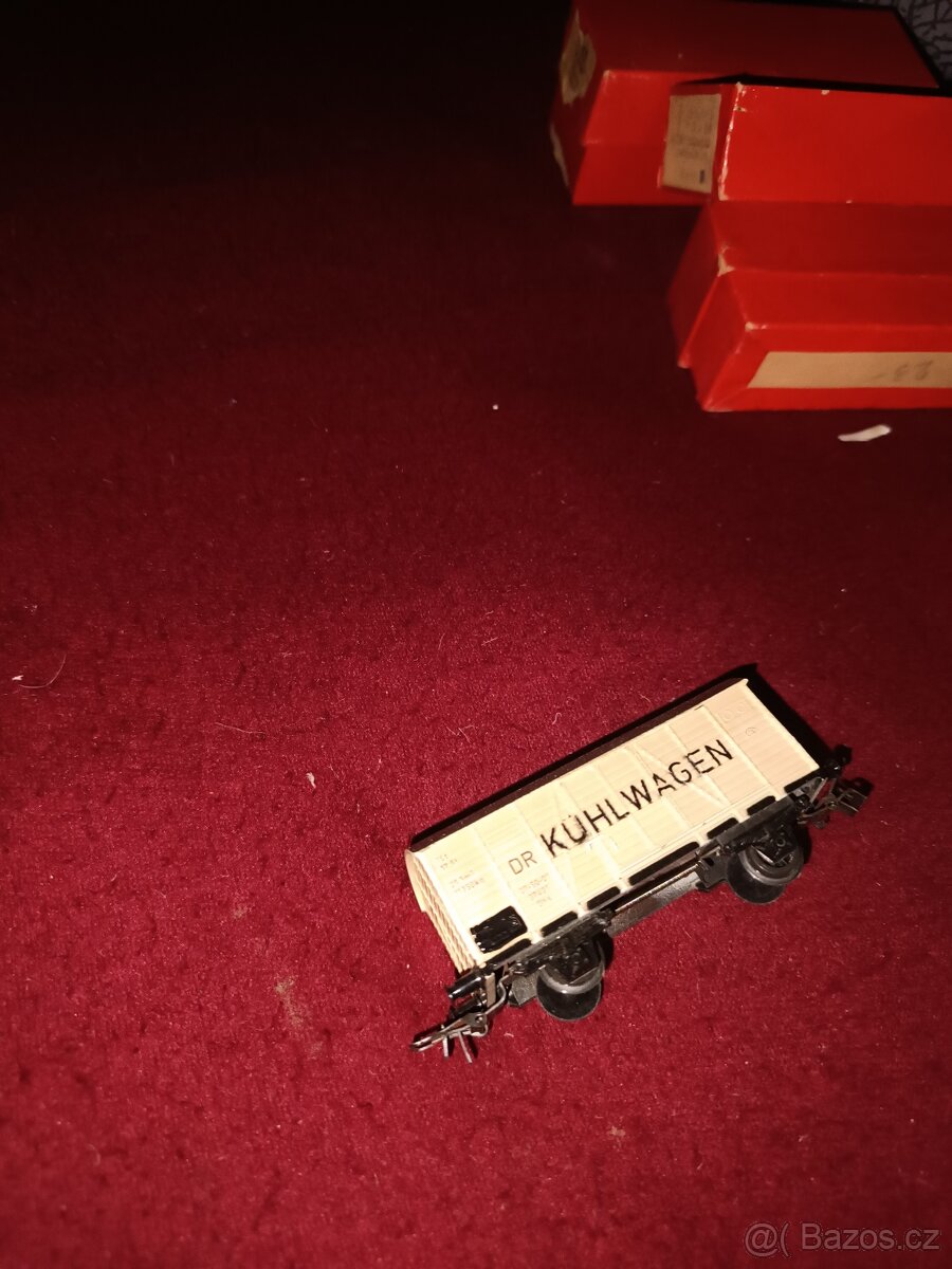 Prodám vagónky ho cca 20 kusů - 8