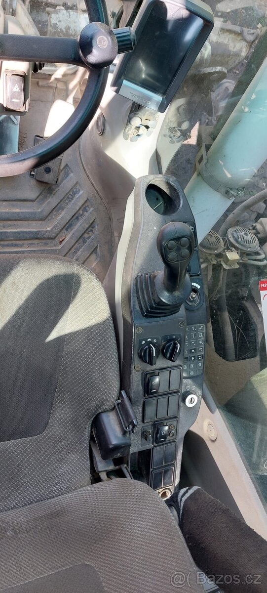 18t bagr offset opěry Volvo EW160C mimoosé - 8