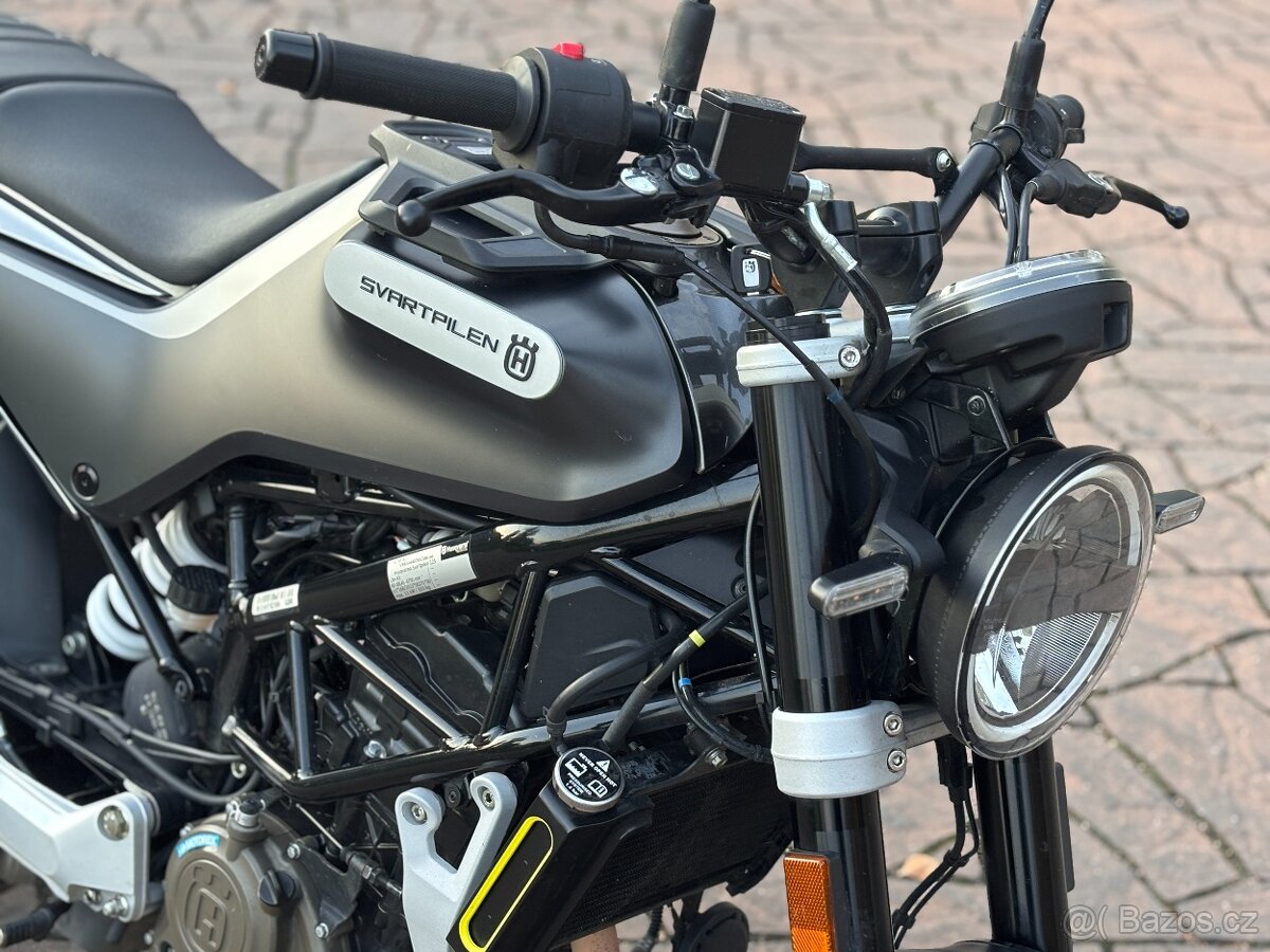 Husqvarna Svartpilen 125 2022, najeto 11000km - 8