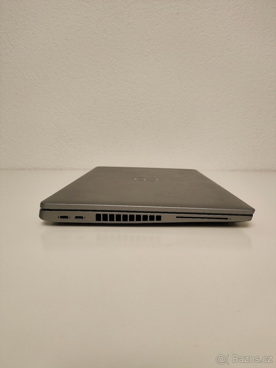 Dell Latitude 5520 i3-1125G4 | 8 GB RAM | 256 GB SSD | 15.6 - 8