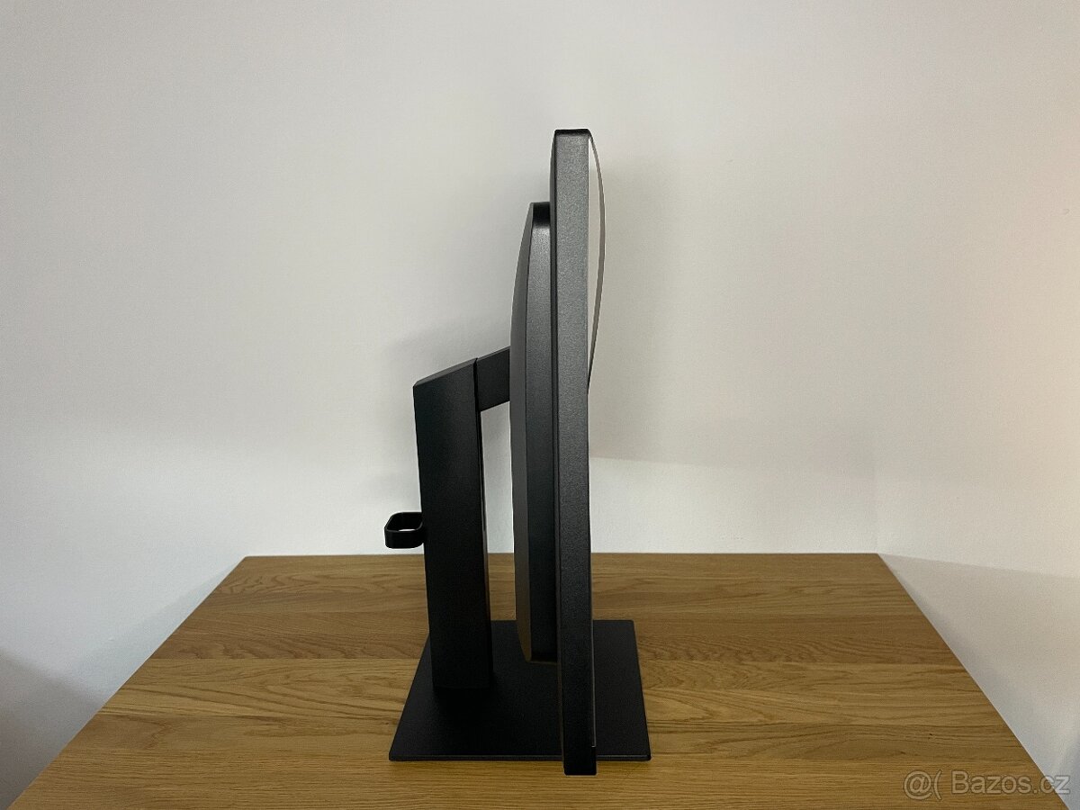 Značková sestava HP ProDesk 600 i7 SFF G3 + LCD HP 324pe - 8