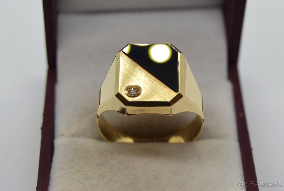 Zlatý pánský prsten s briliantem - 8