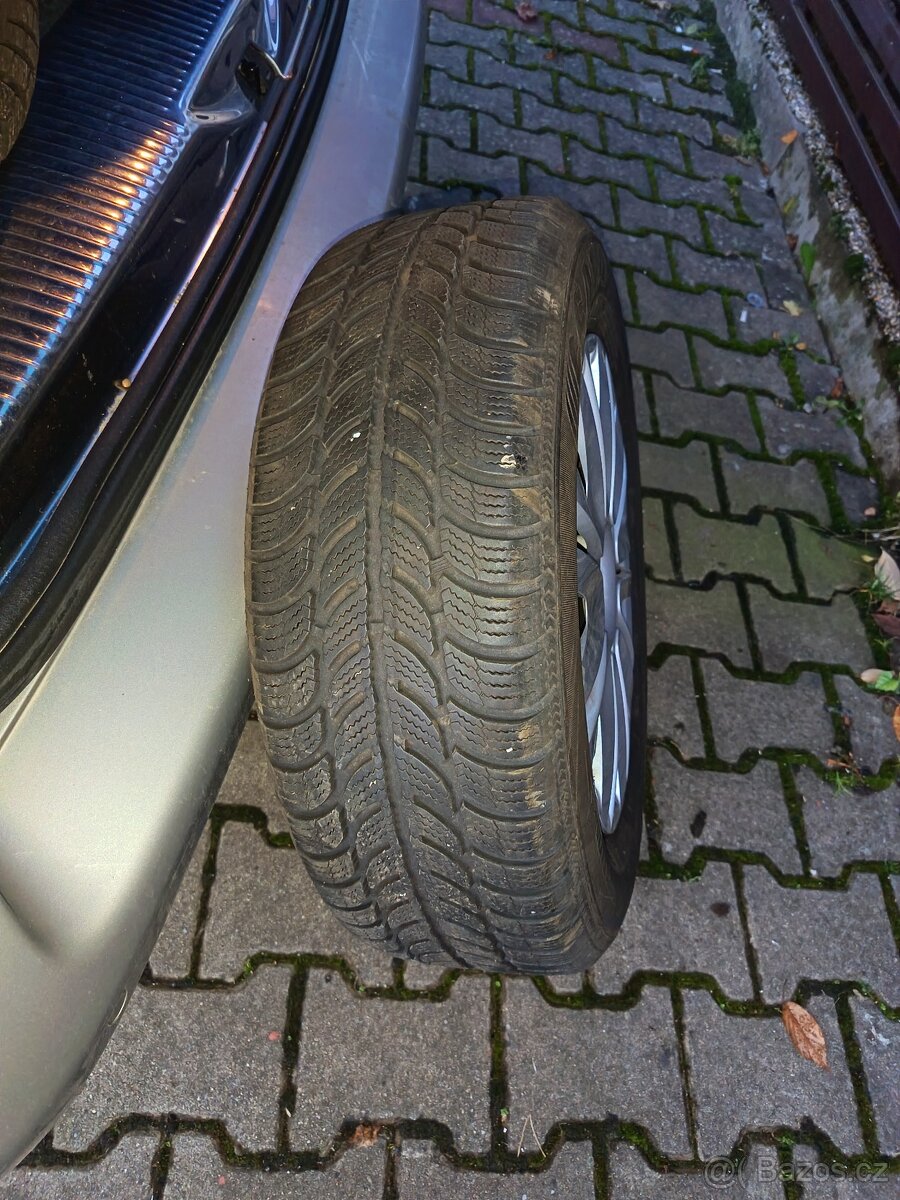 Prodám zimní sadu kol - 8