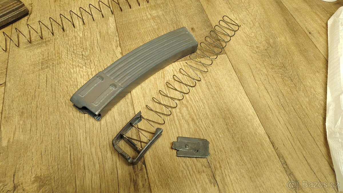 Zásobník STG 44, Mp 44. - 8