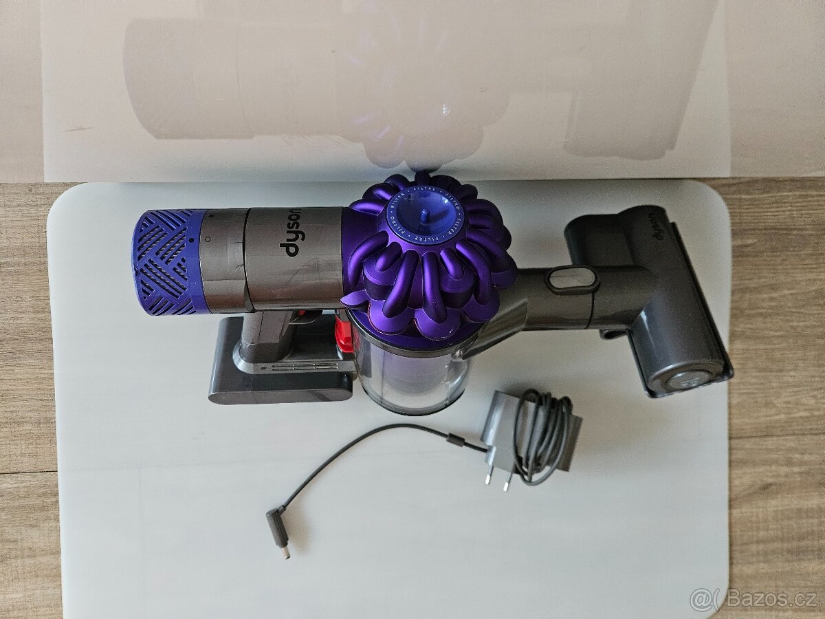 Prodám ruční AKU vysavač Dison - 8