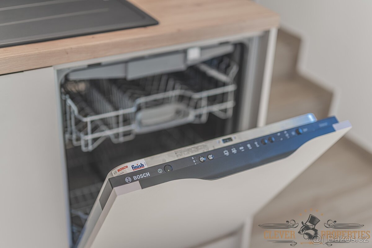 Prodej rodinného domu, Pardubice - Černá za Bory - 8