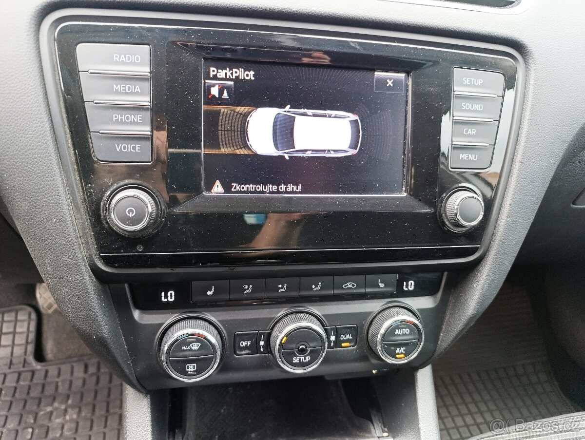 Skoda Octavia 3 combi 2.0tdi Elegance - 8