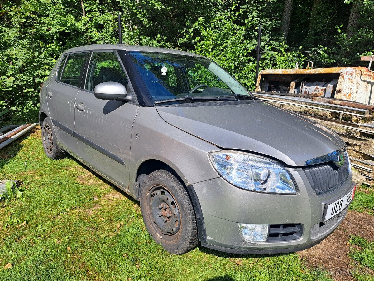 Škoda Fabia 2 - 8