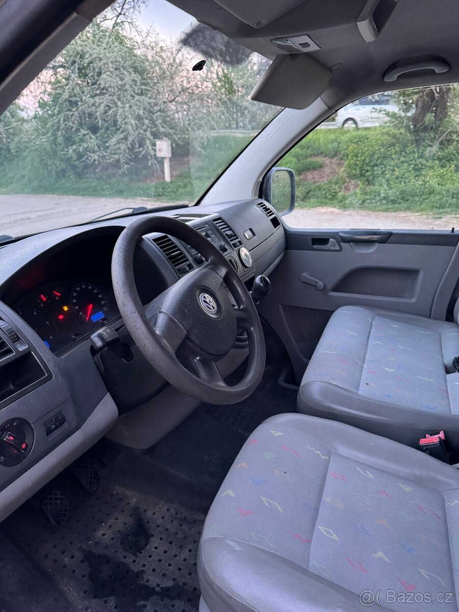 Volkswagen Transporter T5 Long - 8