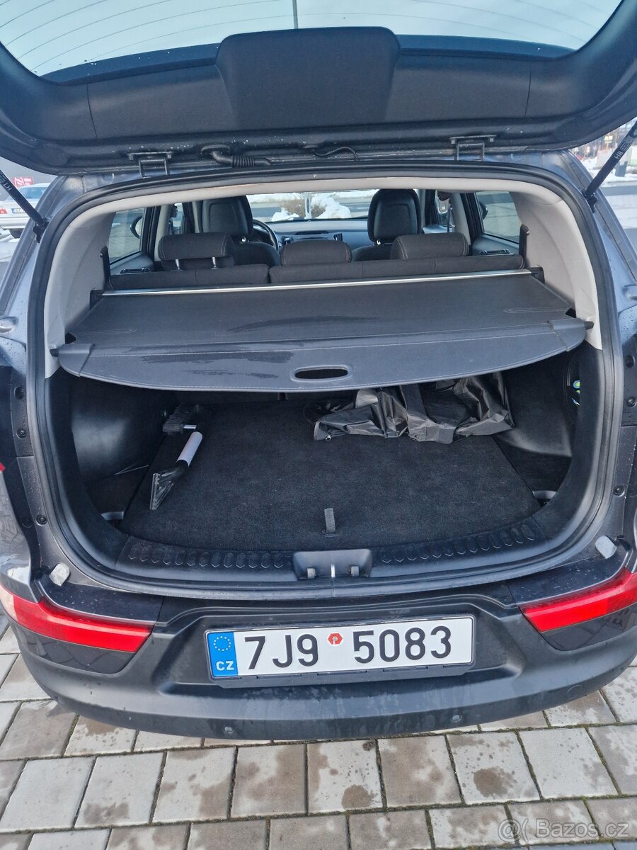 Kia Sportage 2.0nafta 4×4 AWD automat - 8