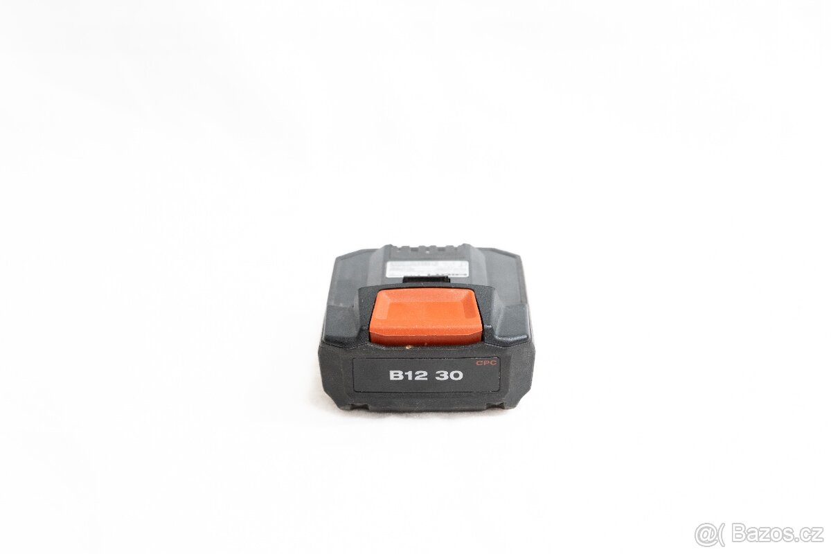 Hilti PM 30-MG – profesionální křížový laser, TOP stav - 8