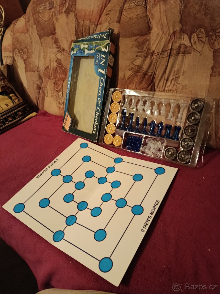 Rybičky ,notebook, silnice a šachy - 8