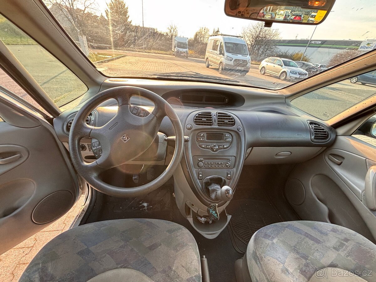 Citroen Xsara Picasso - 8