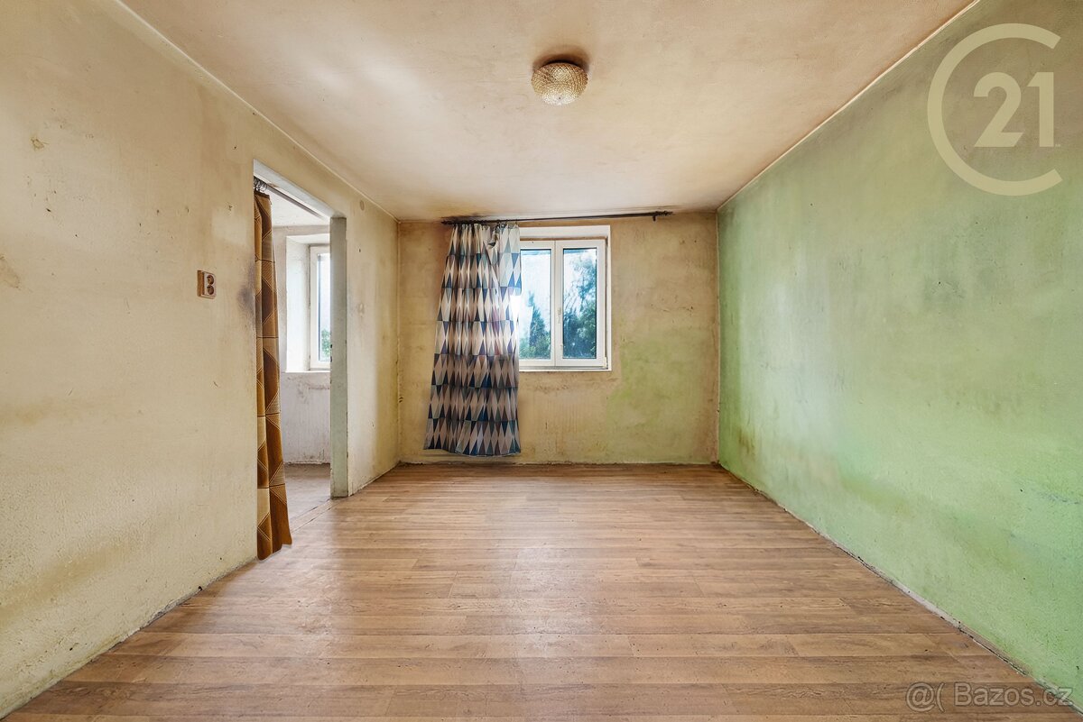 PRODEJ DOMU S VELKÝM POTENCIÁLEM – Drnovice - 8