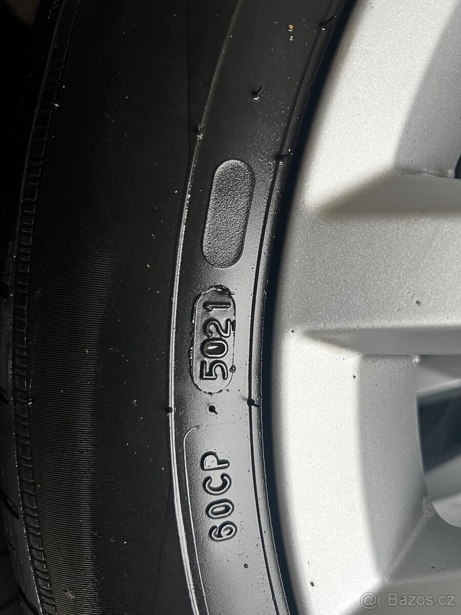 Prodám alu 16 VW - 8