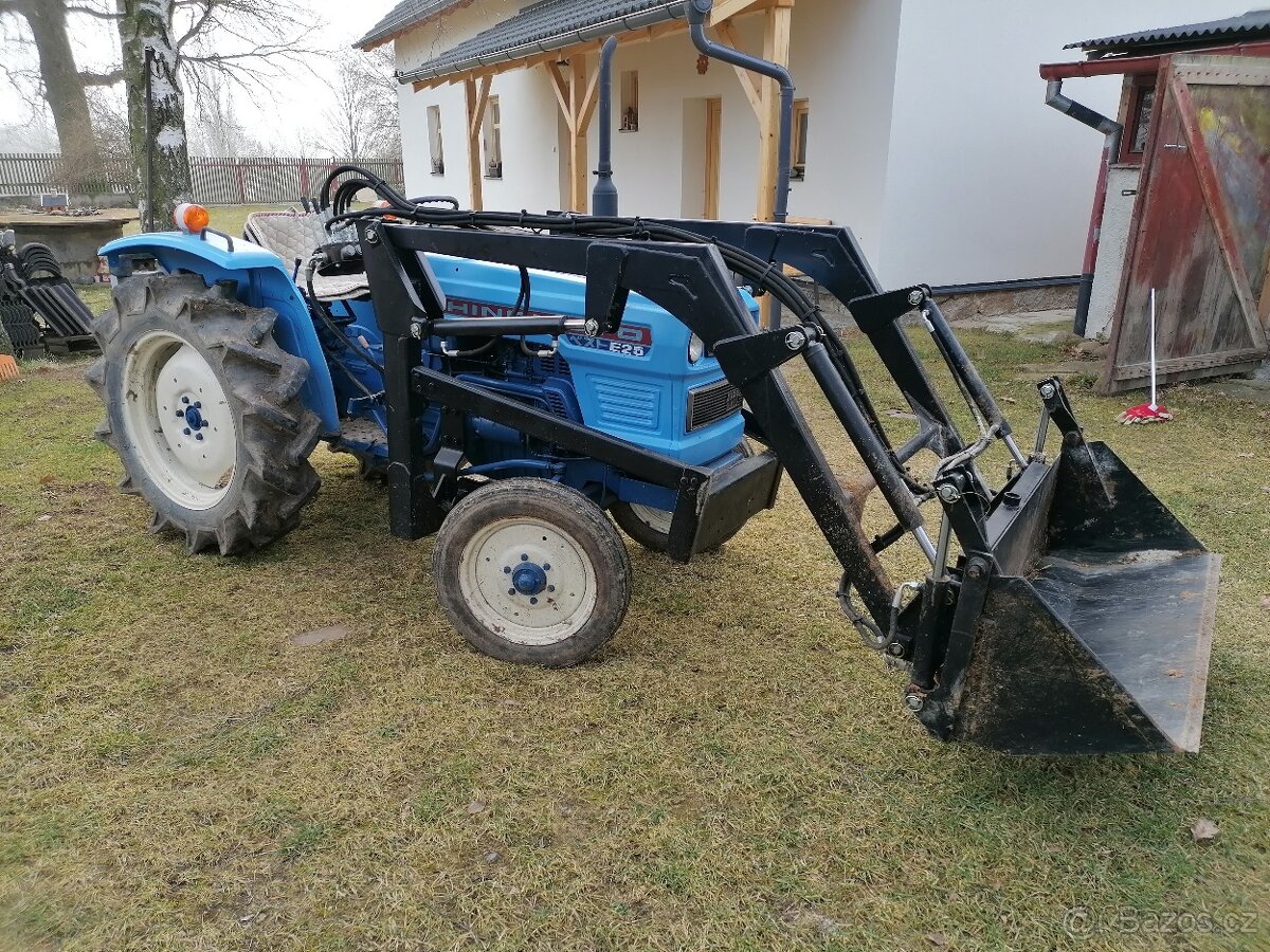 Malotraktor Hinomoto 25 E čelní nakladač - 8