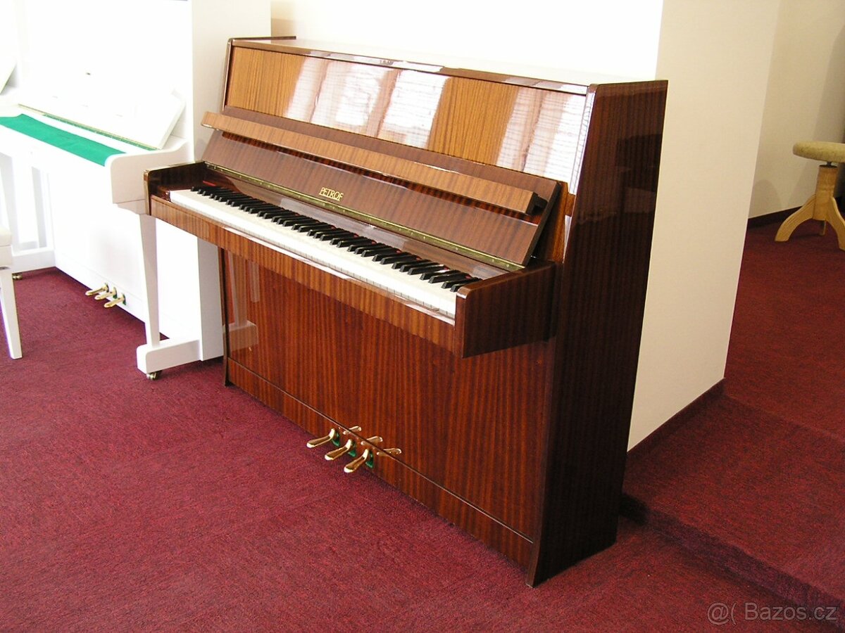 Prodám pianino Petrof mod.114 Classic - 8