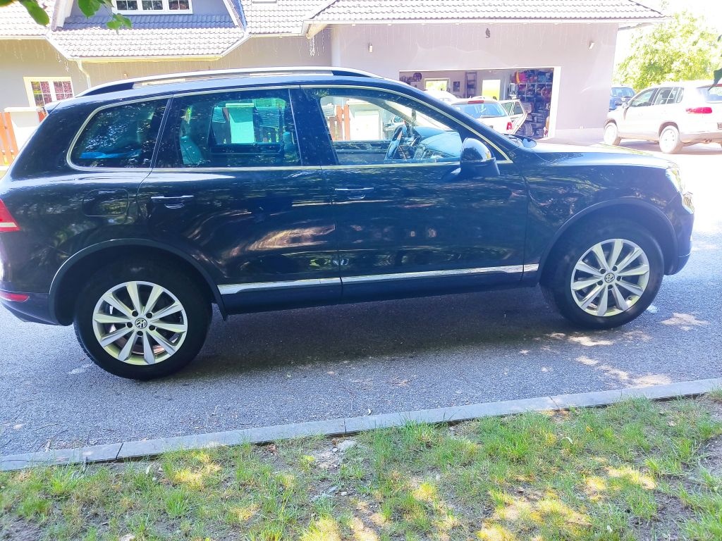 VW TOUAREG 3,0TDi Bluemotion - 8