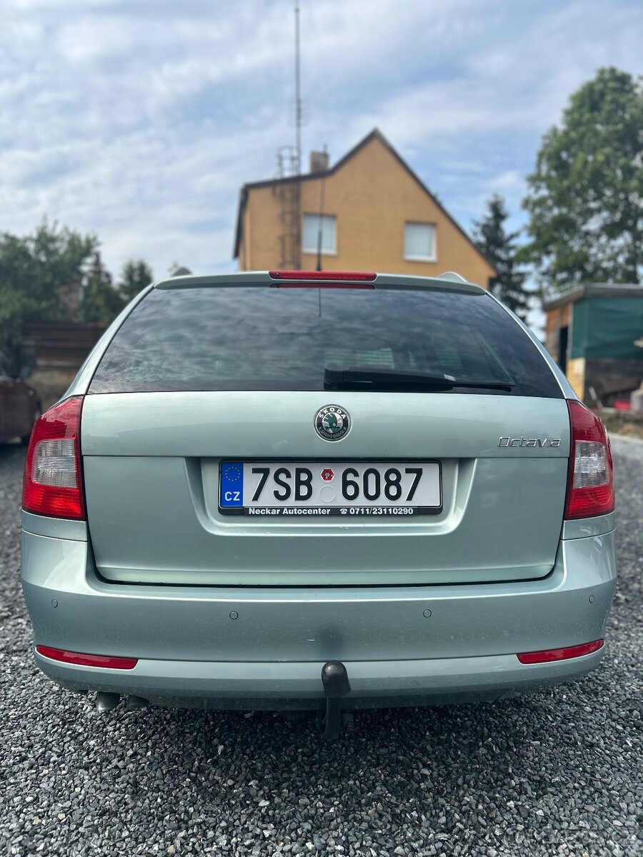 Škoda Octavia Elegance 2.0TDI - 8