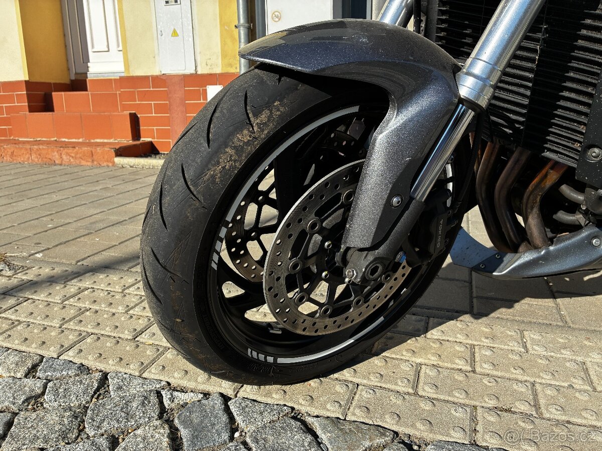 Honda CB1000R - 8