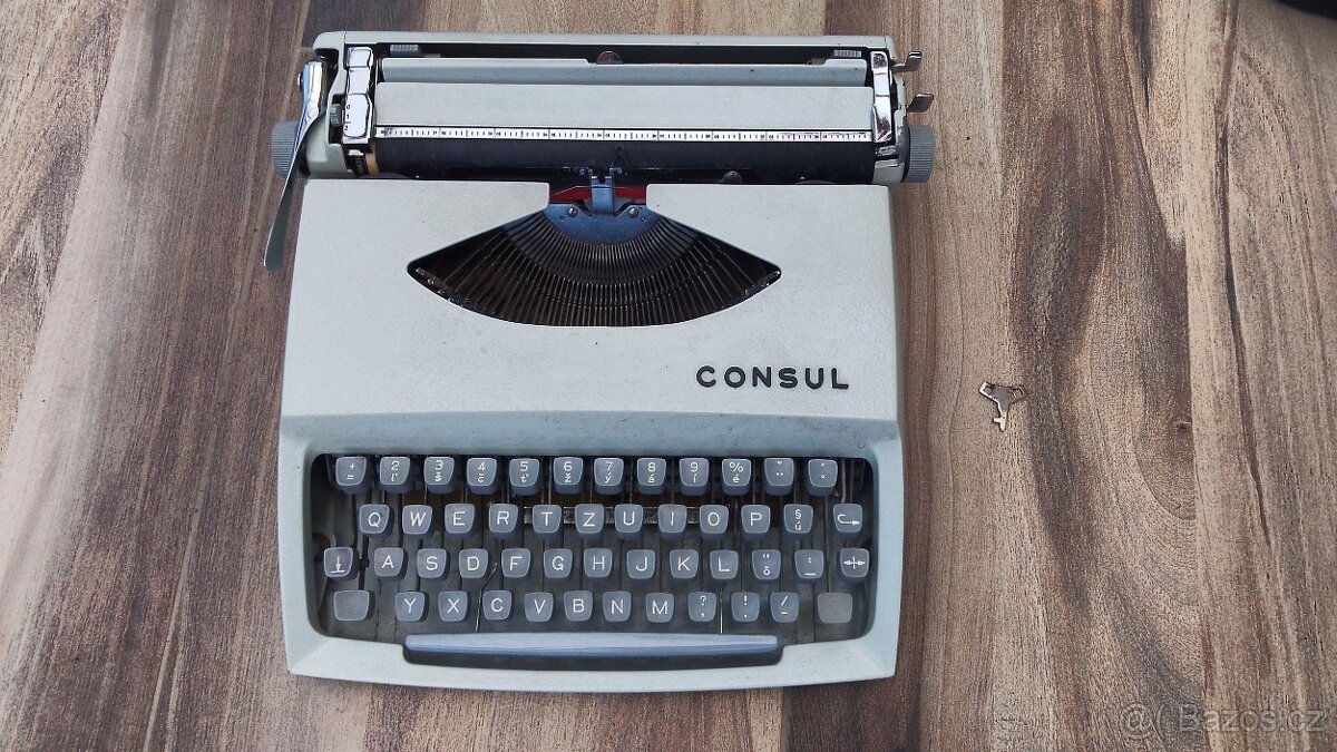 Prodám psací stroj Consul - 8